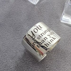 New 925 Sterling Silver " You Are Stronger Then You Think" Ring 💍